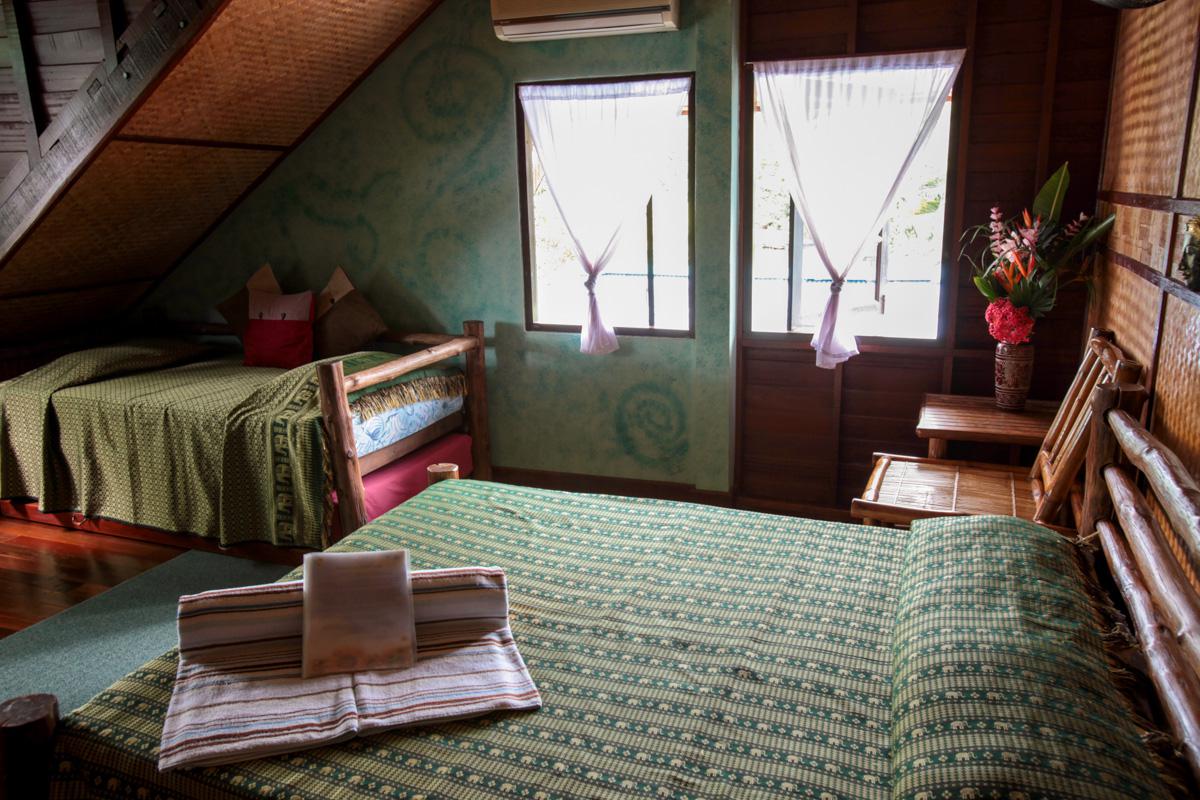 traditional-room-phuket-1002.jpg